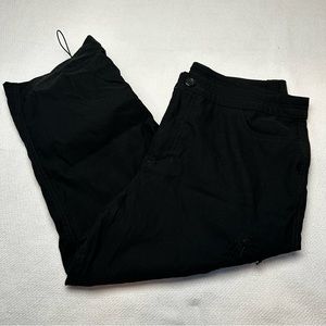 Size 10 Eddie Bauer WR W Tech Capri Black Stretchy